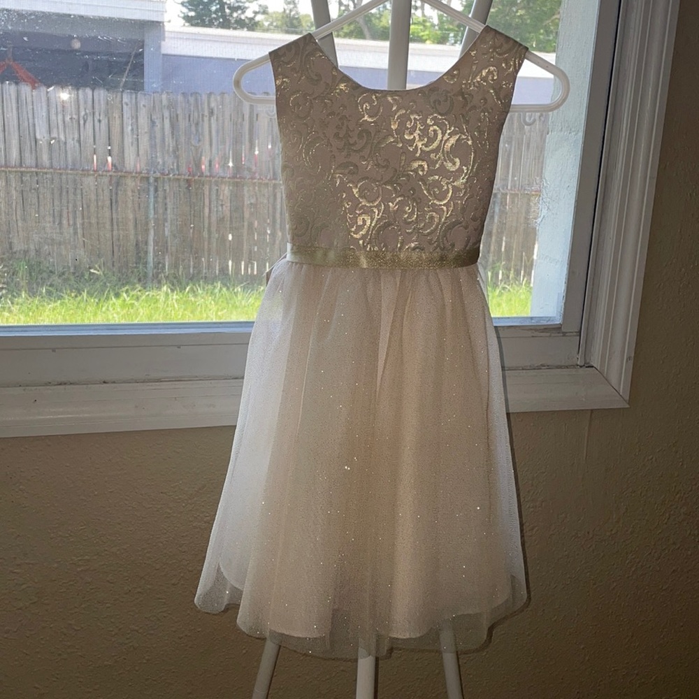 Little girl dress